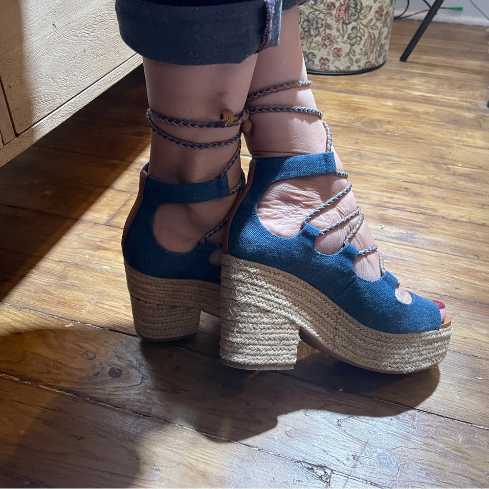 Tory Burch Blue Denim Wedge Sandals Size 9